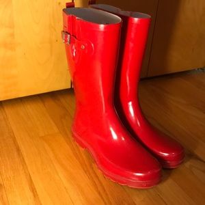 Rain boots